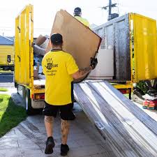 Best Commercial Junk Removal  in Allouez, WI
